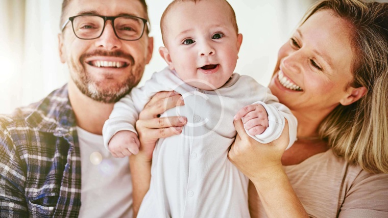 Comfort Lounge for Parents